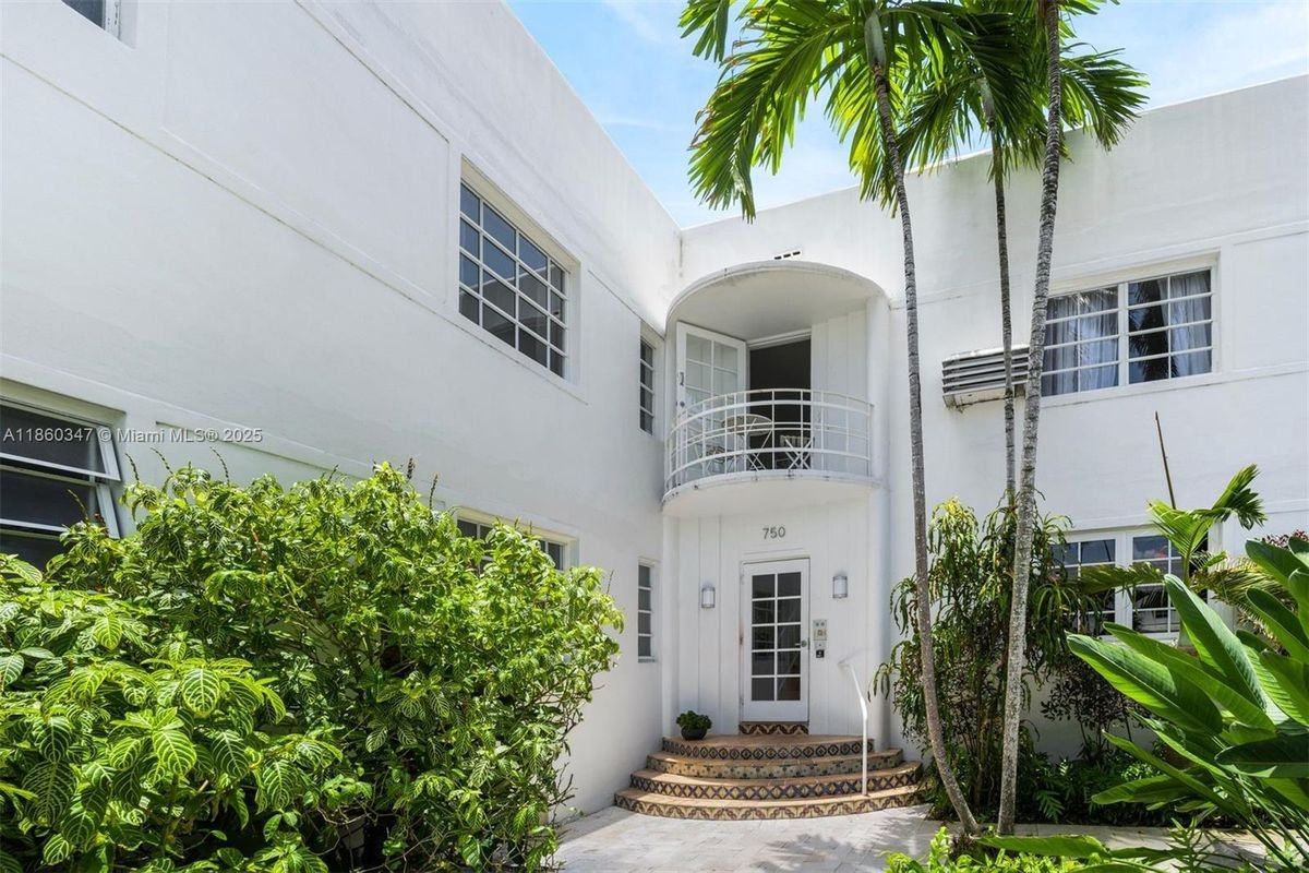 750 Española Way, 6 ##6 - Photo 3 of 3