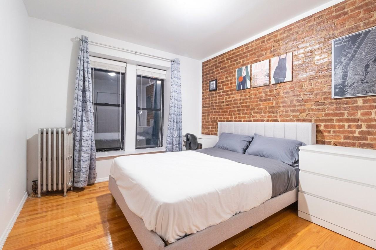 14151423 Lexington Ave #1032075P - Photo 7 of 26