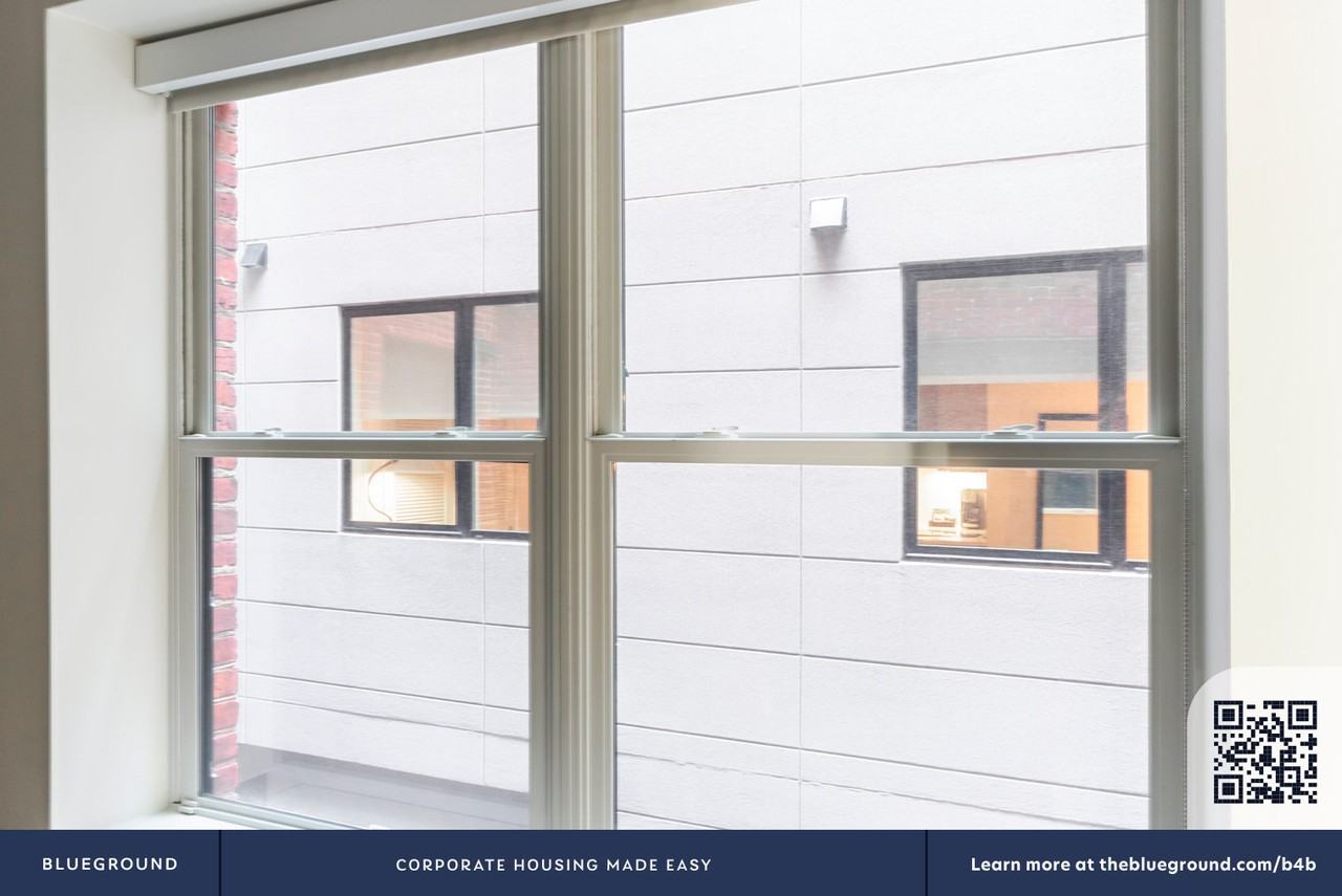 816 Potomac Avenue Southeast - Photo 6 of 27