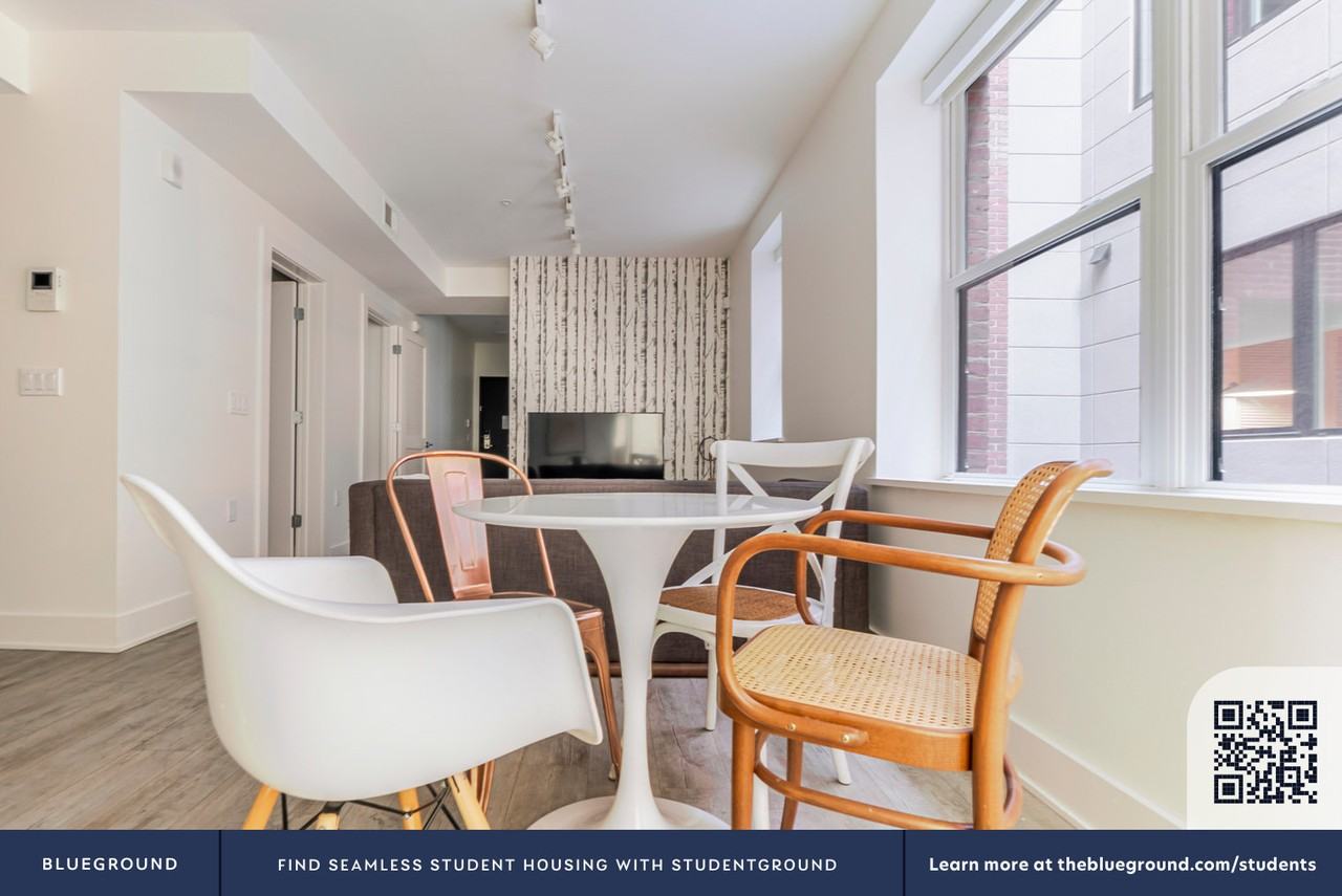 816 Potomac Avenue Southeast - Photo 7 of 27