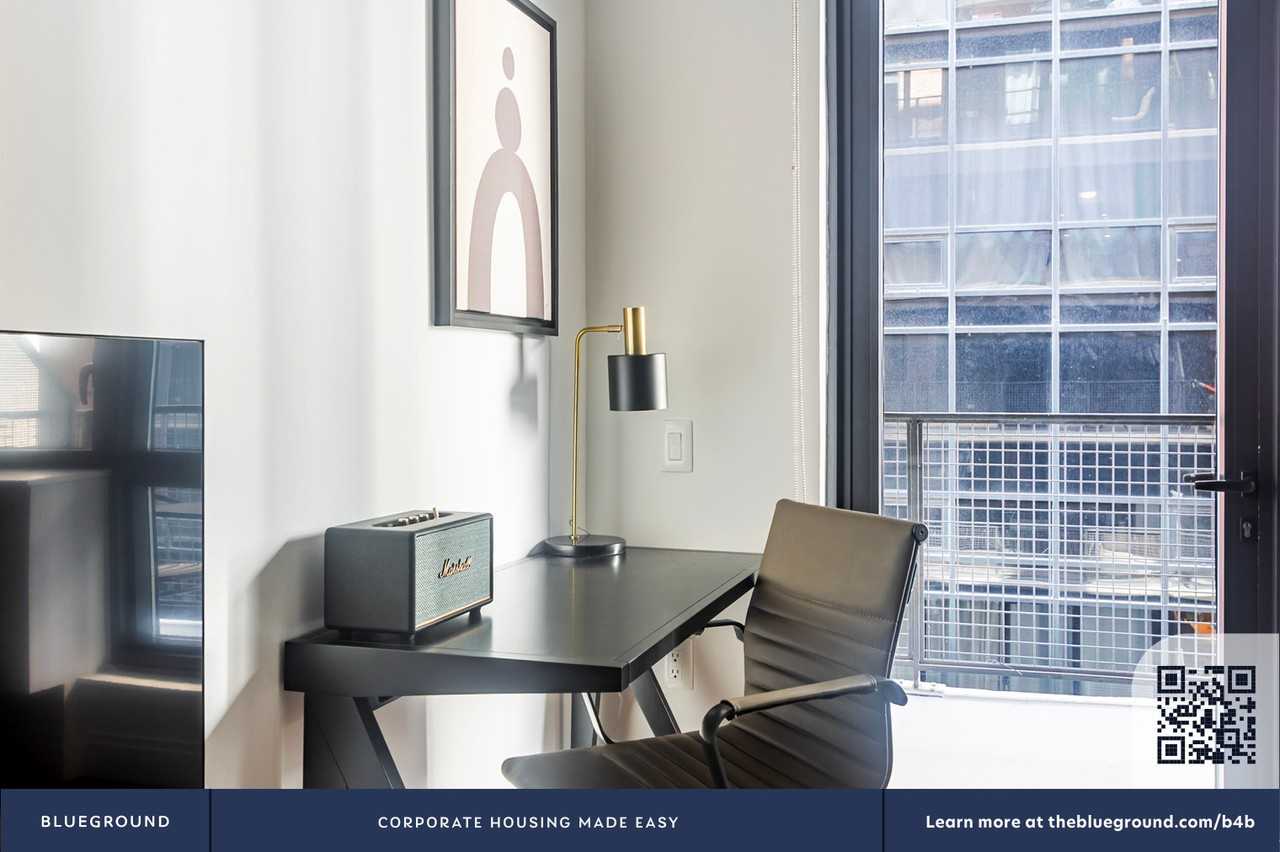 148 1st St #1985 - Photo 6 of 35