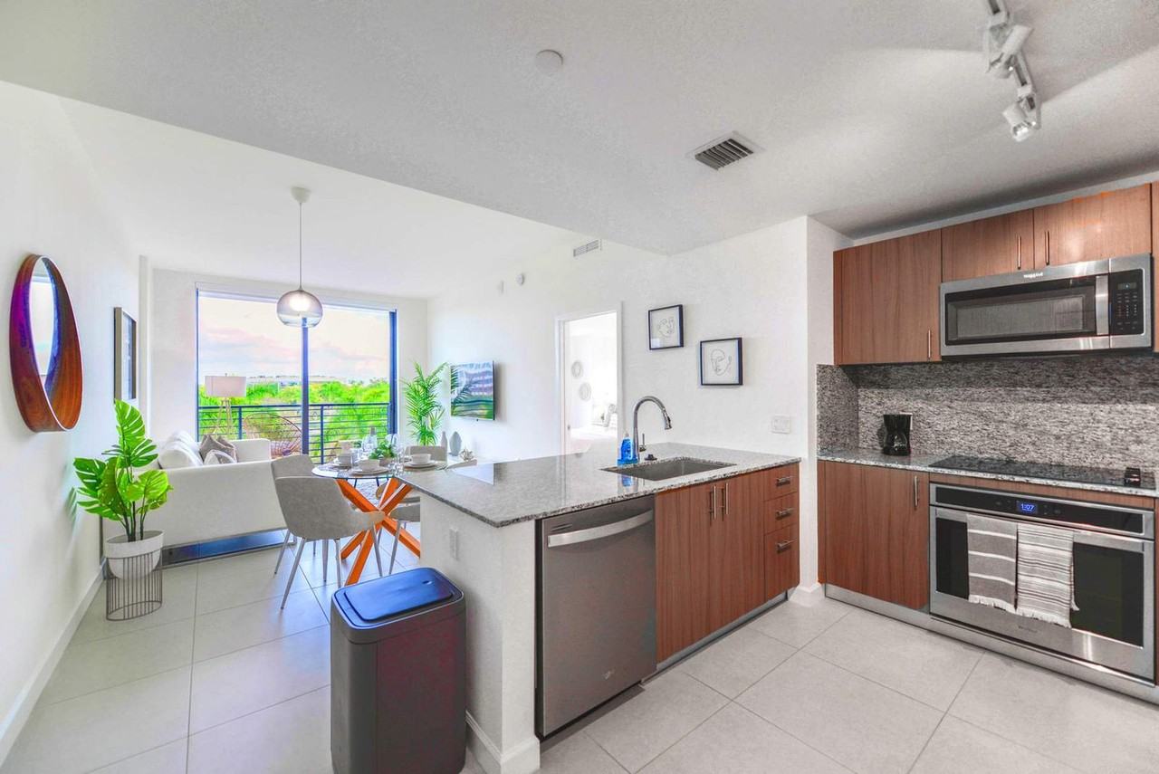 5350 Nw 84th Ave #1022290P - Photo 5 of 21