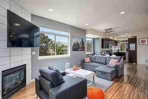 featured image of 1220 E Columbia St