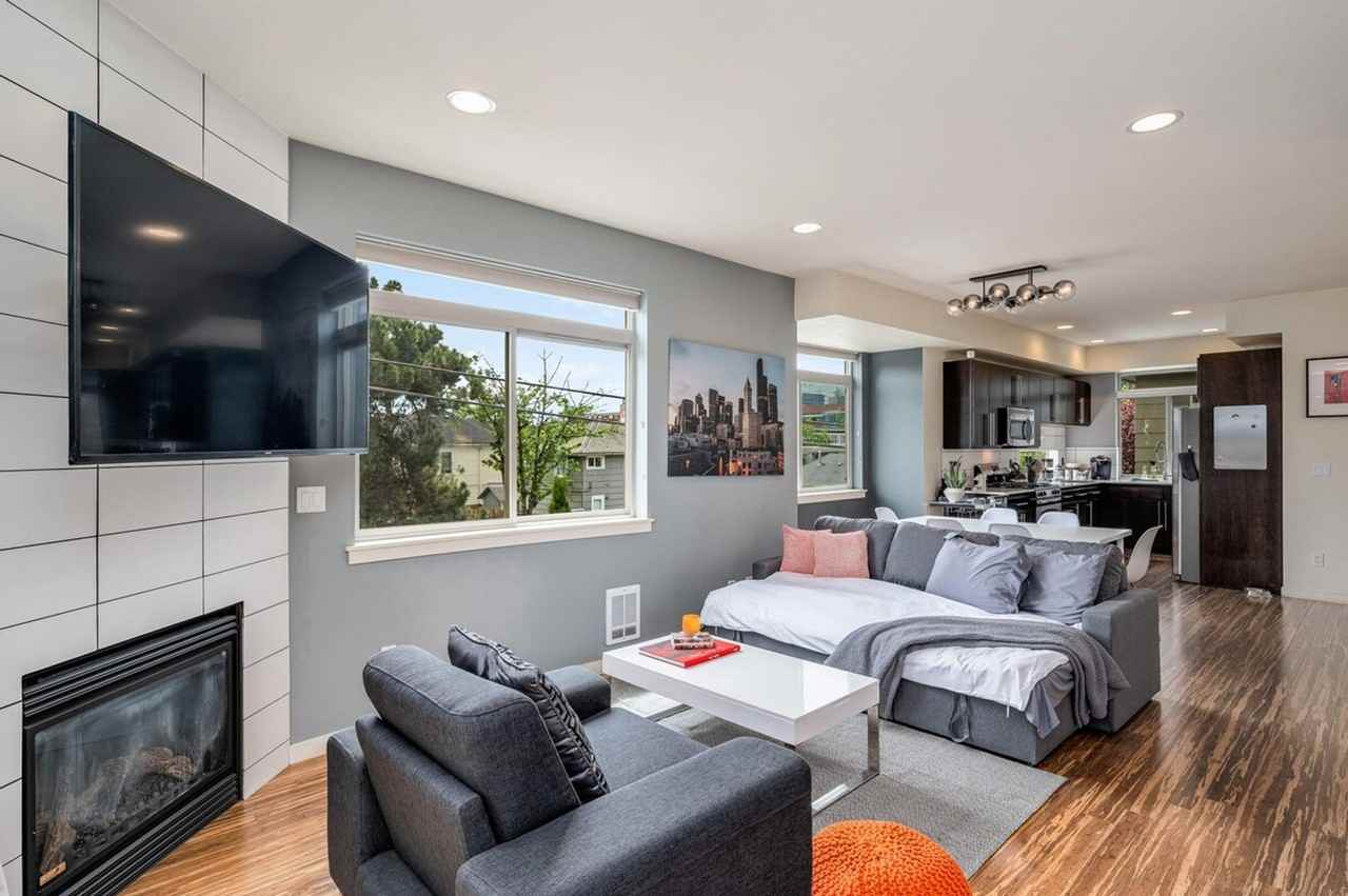 1220 E Columbia St #1035995P - Photo 4 of 43