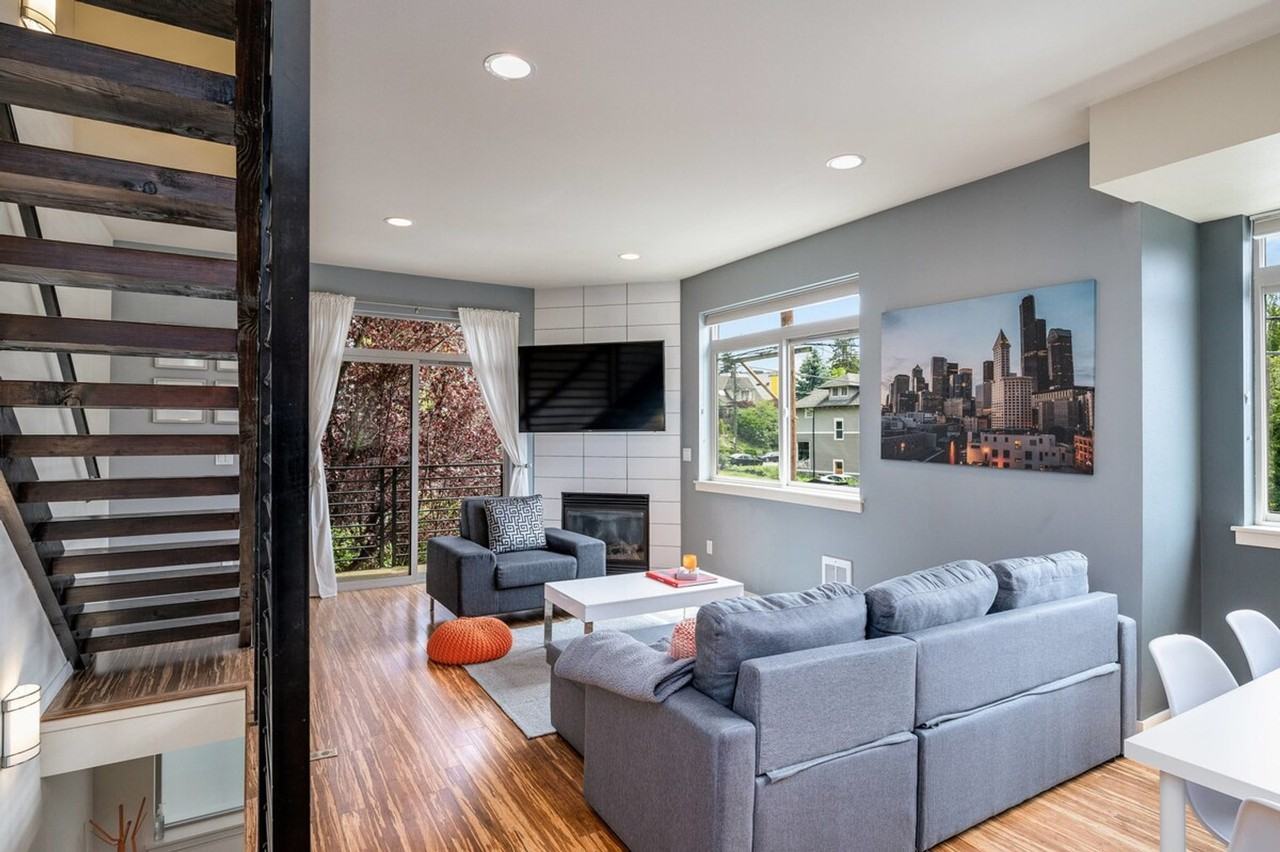 1308 E Marion St #1035995P - Photo 7 of 43