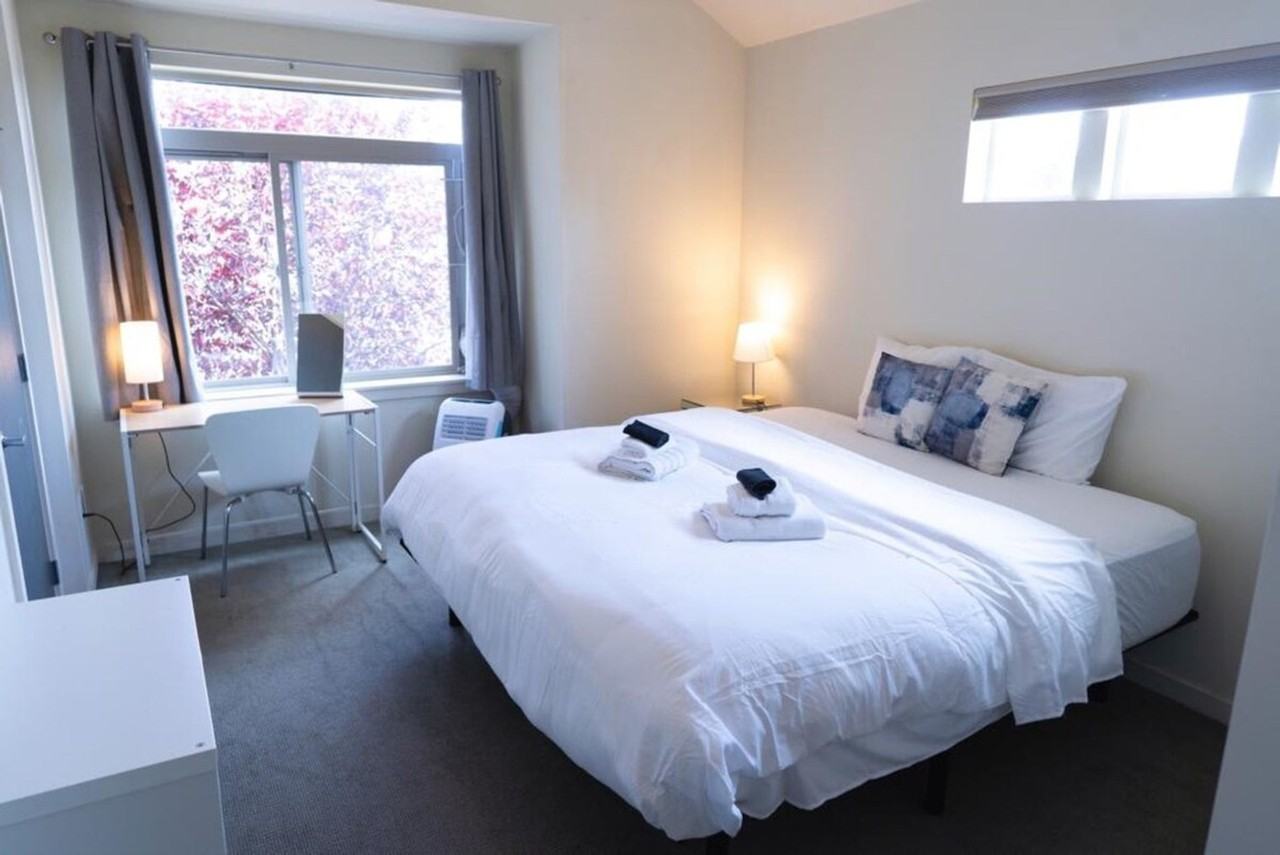 1308 E Marion St #1035995P - Photo 4 of 43