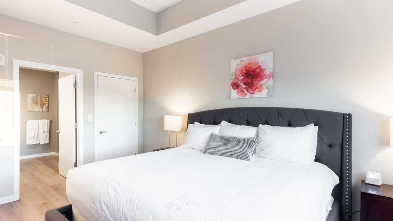 880 Pacific St #1050400P - Photo 3 of 17