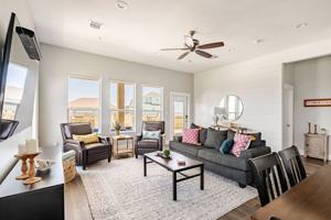 featured image of 804 1/2 Johnson Crawford Cir W