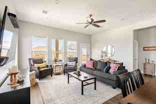 804 1/2 Johnson Crawford Cir W - Photo 1 of 1