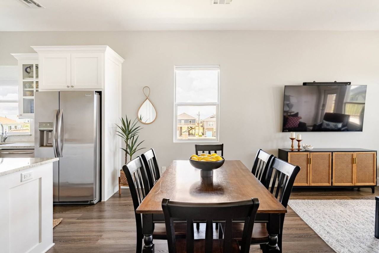 804 1/2 Johnson Crawford Cir W #1264805P - Photo 7 of 50