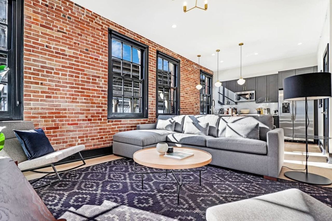 1148 South Peters Street - Photo 5 of 50