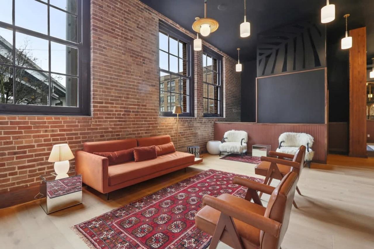 1148 South Peters Street - Photo 6 of 50