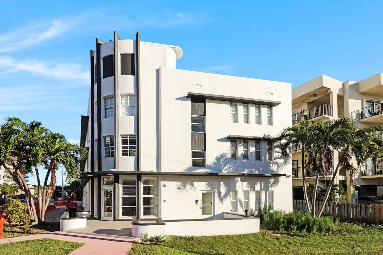 4025 Indian Creek Dr #1272079P - Photo 6 of 20