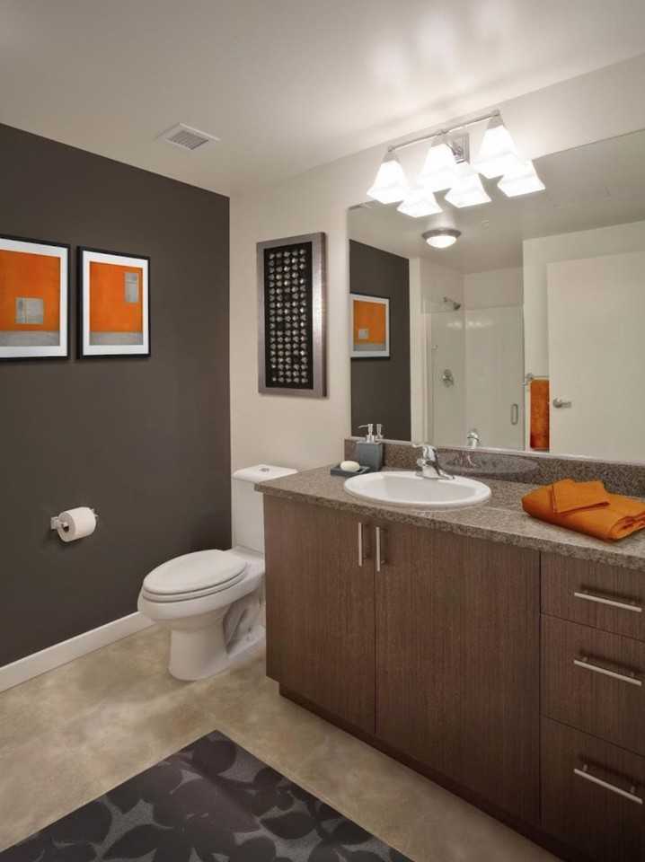 10349 Northeast 10th Street - Photo 4 of 8