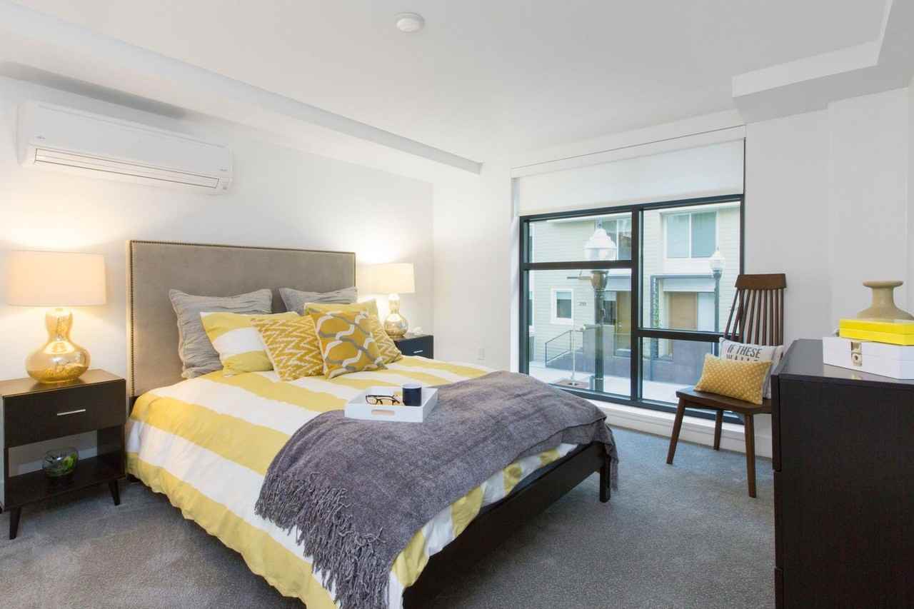 150 South Taaffe Street - Photo 5 of 11