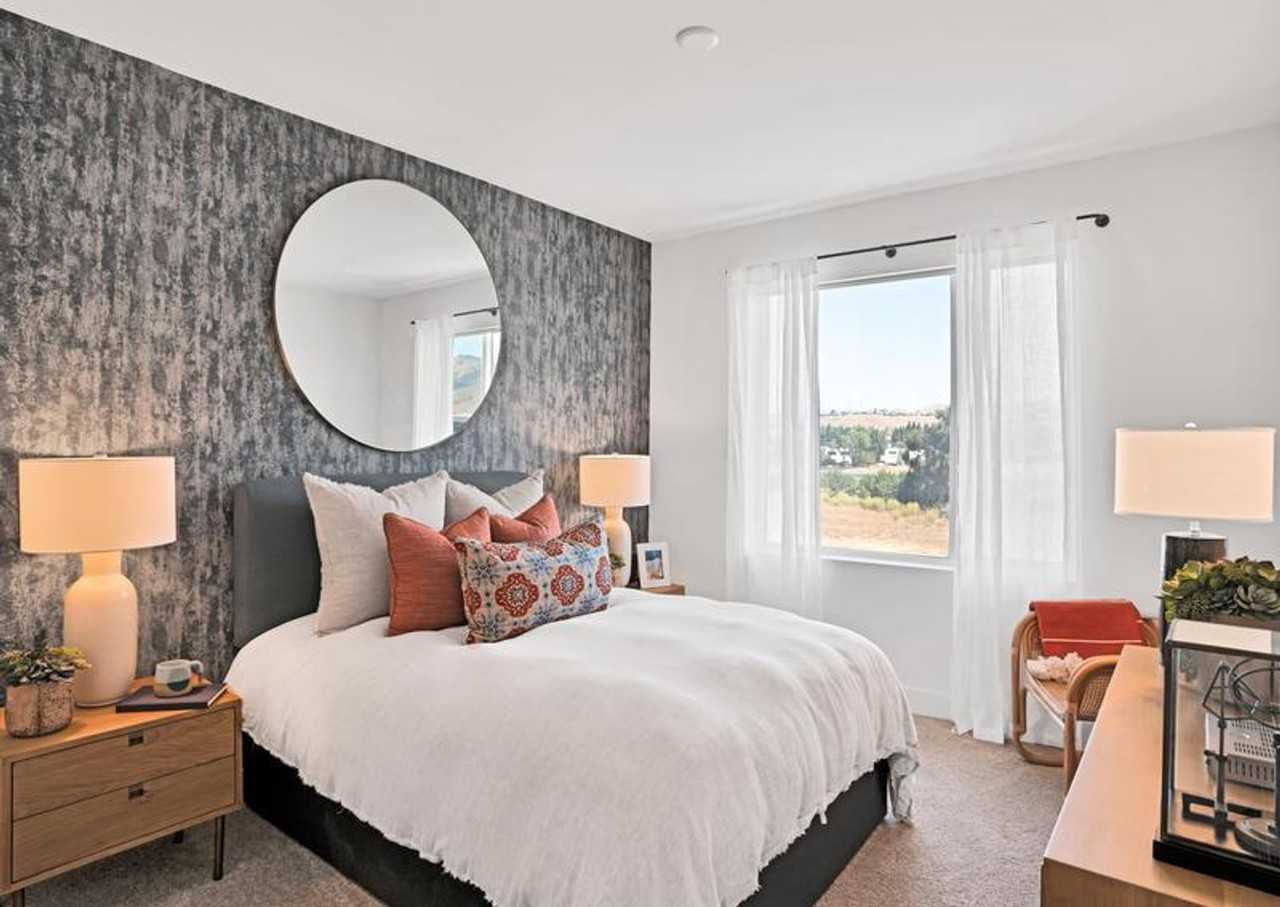 45193 Warm Springs Blvd #1280732P - Photo 2 of 11