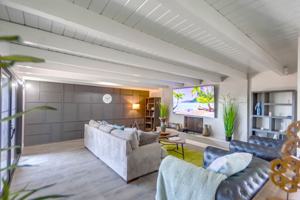 featured image of 5551 Churchward Street