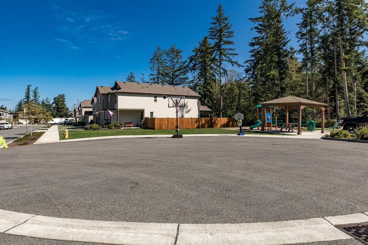 2934 Sw Crestwood Dr #1283423P - Photo 7 of 50