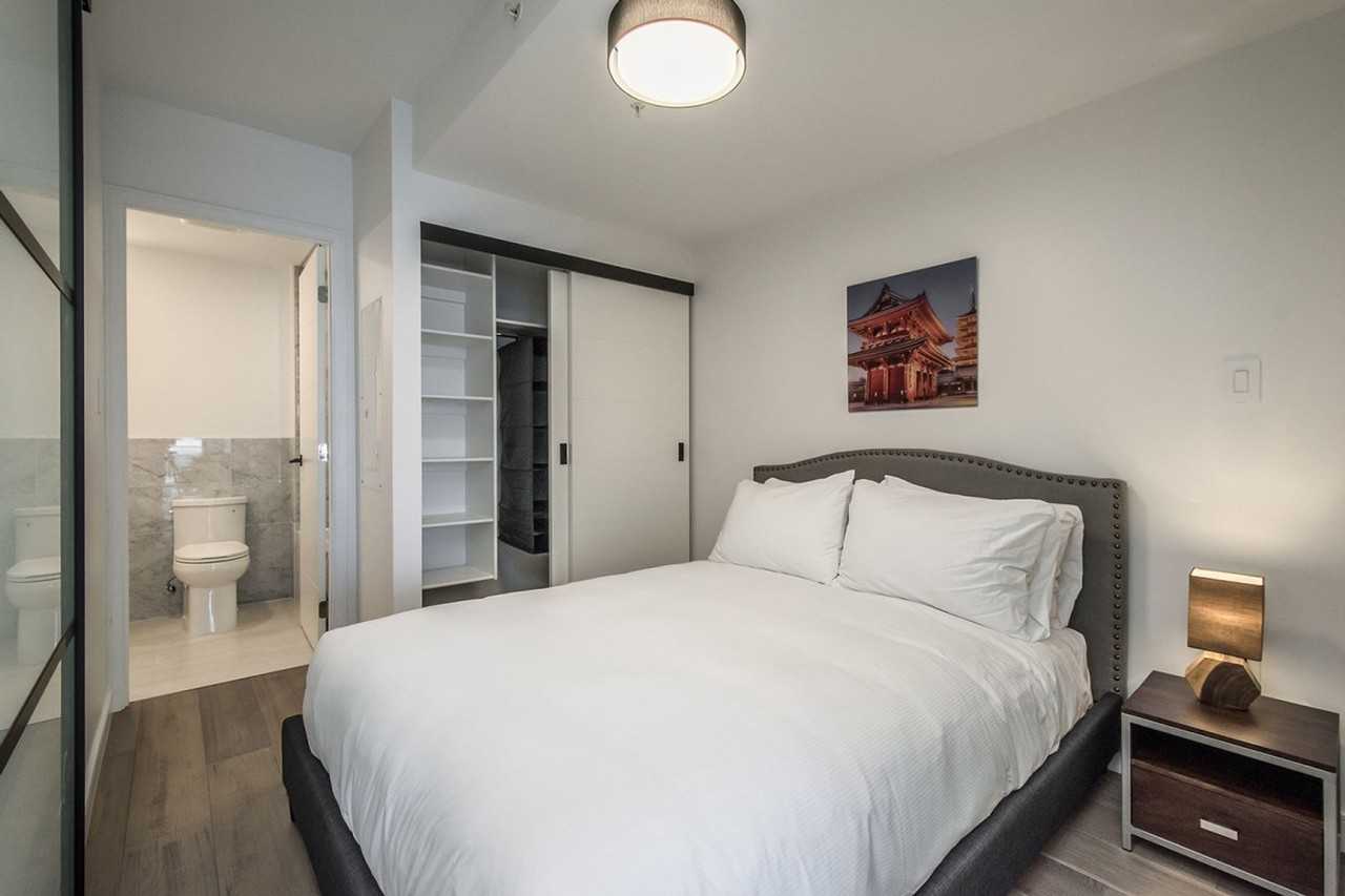 1650 Granville St #1284632P - Photo 3 of 7