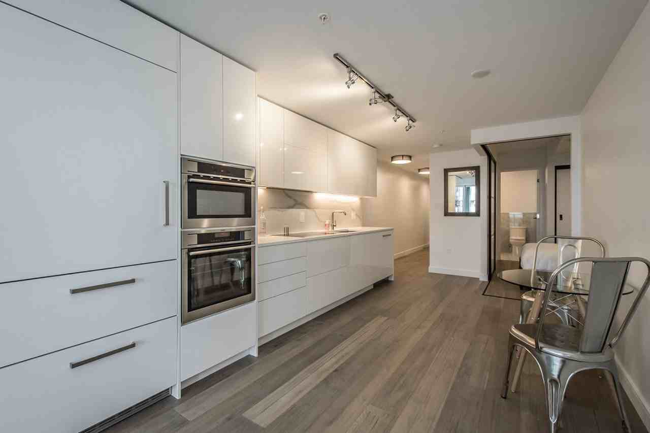 1650 Granville St #1284632P - Photo 6 of 12