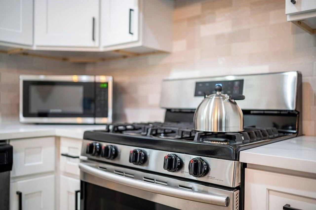 10058 Timberoak Drive #1285757P - Photo 7 of 31