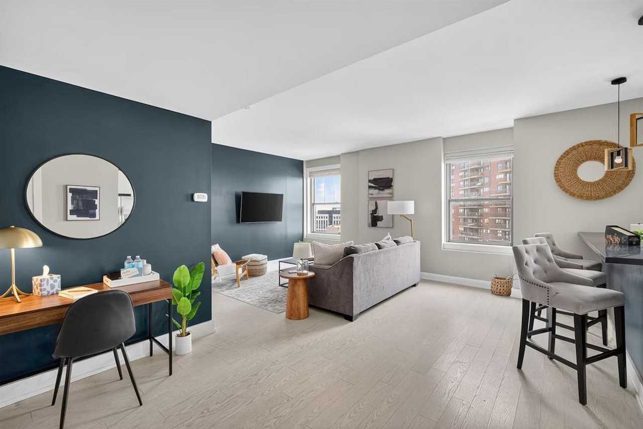 400 Walnut Street #1285759P - Photo 2 of 38