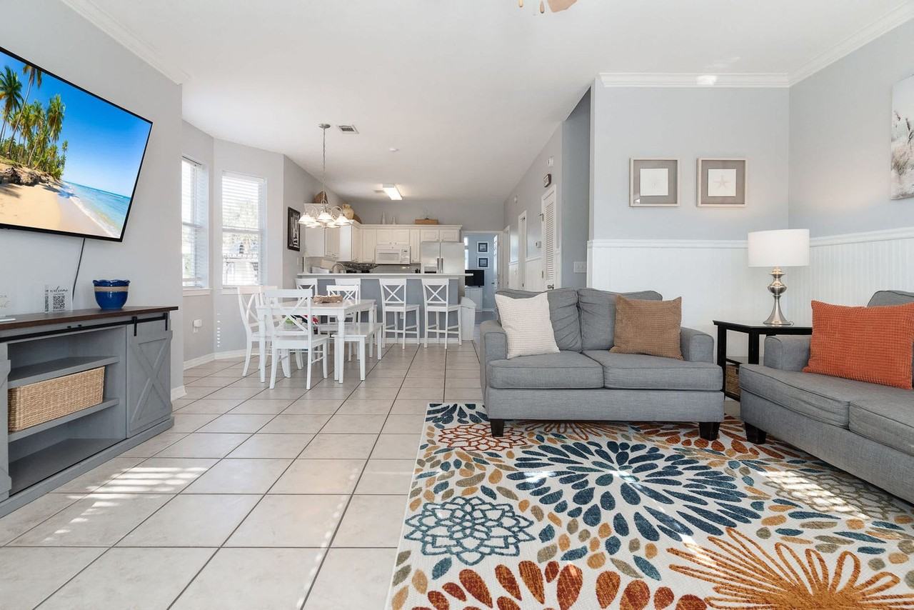 77 Mark St #1285935P - Photo 2 of 50