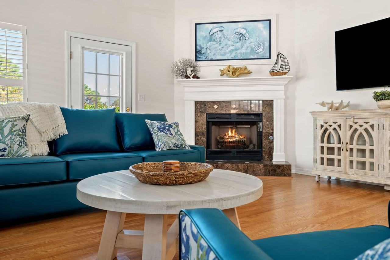 4657 Windstarr Dr #1285936P - Photo 6 of 50