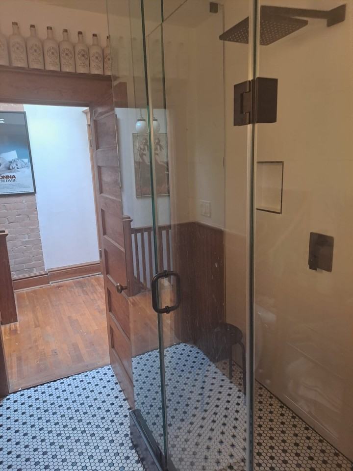 54 Sandford Avenue - Photo 6 of 9
