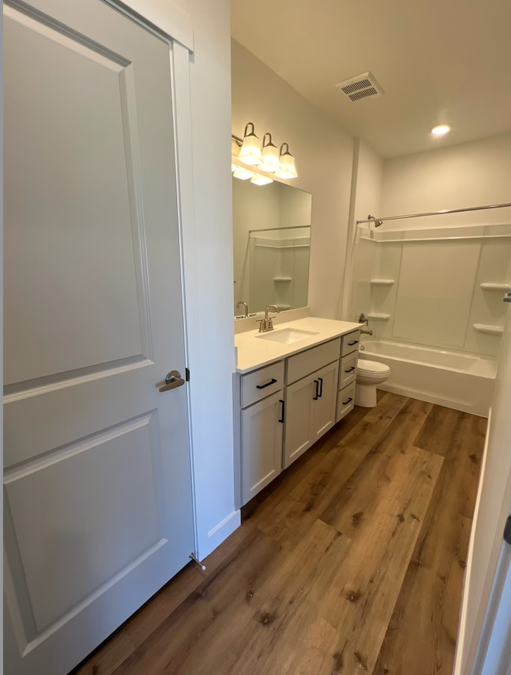 830 Se #13 - Photo 3 of 22