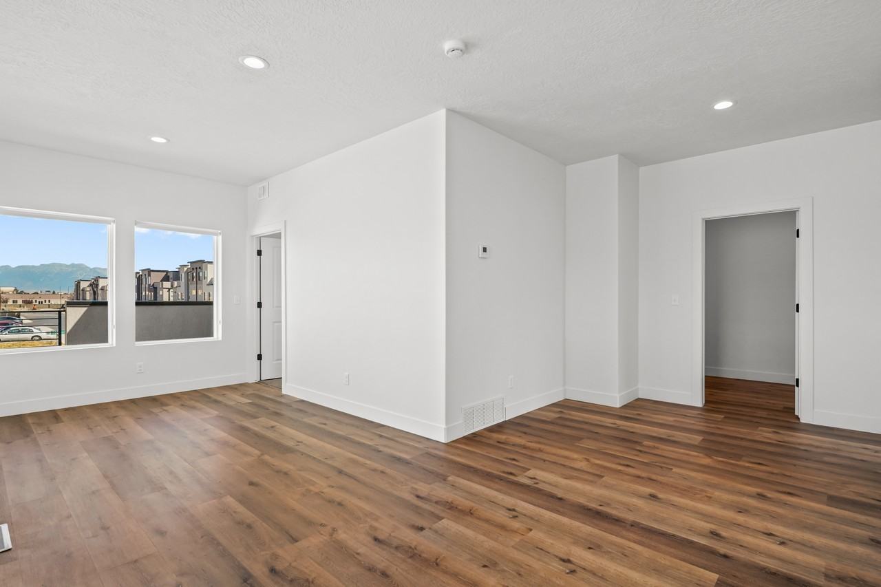 511 Wn #26 - Photo 5 of 35