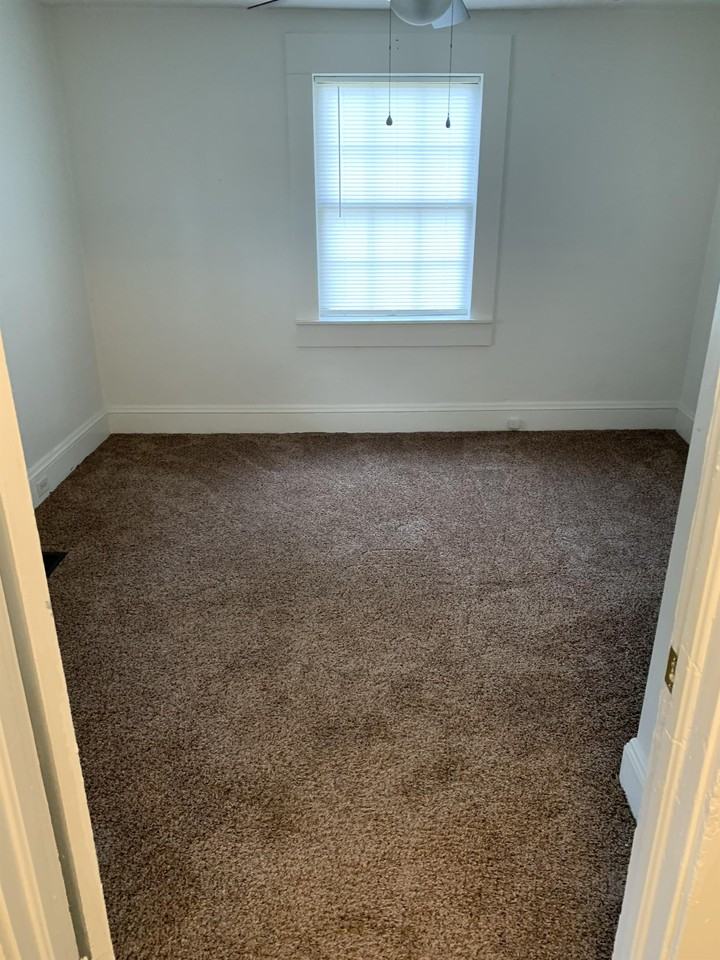 2419 Delaware Ave Nw - Photo 2 of 17