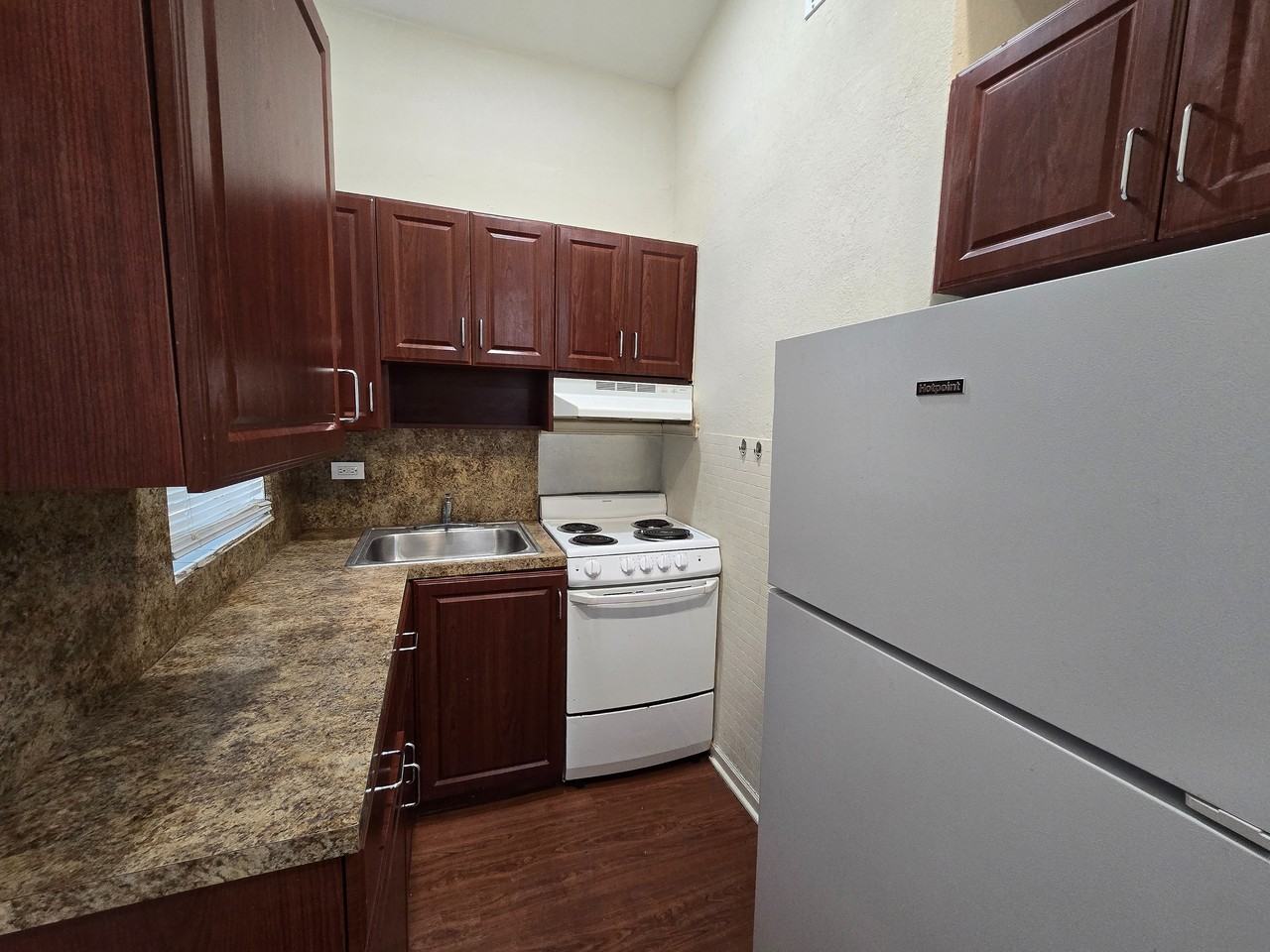 Beach Heights Of Hollywood Inc. - Photo 4 of 21