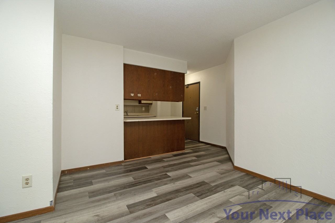 1510 9th Avenue South #101 - Photo 4 of 16