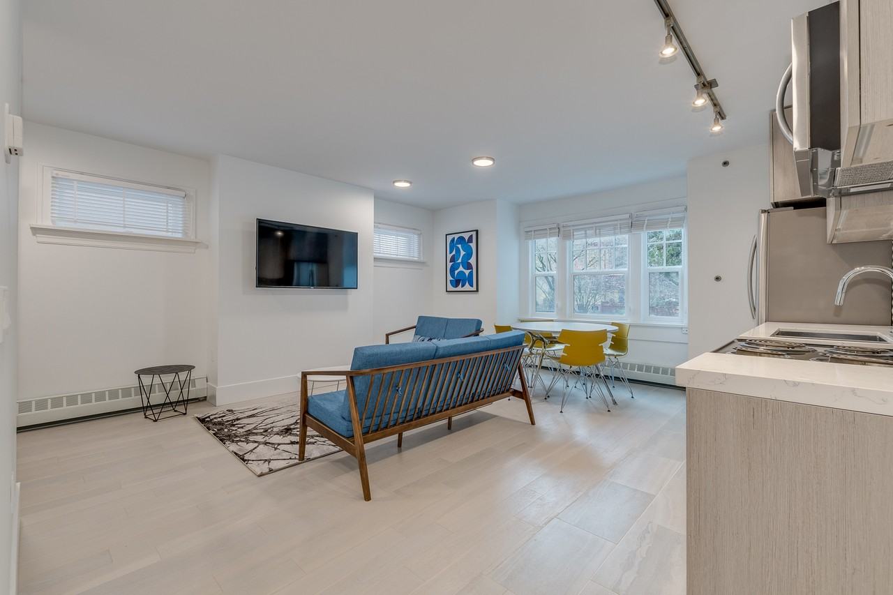 1425 Haro Street #107 - Photo 5 of 22