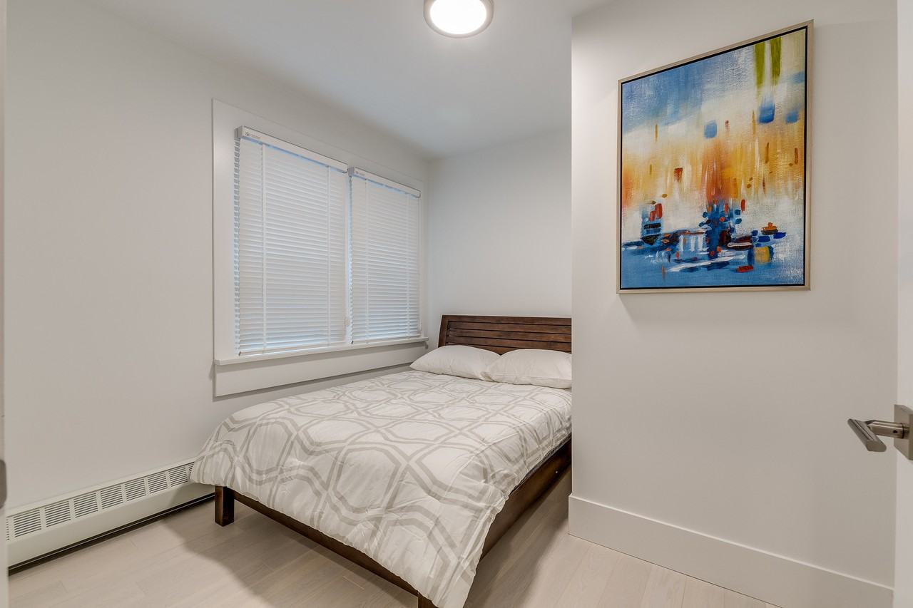 1425 Haro Street - Photo 13
