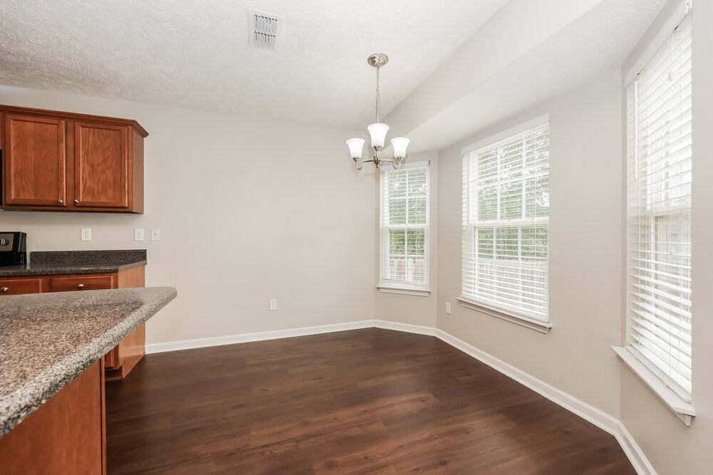 4020 Sequoia Trl - Photo 6 of 17