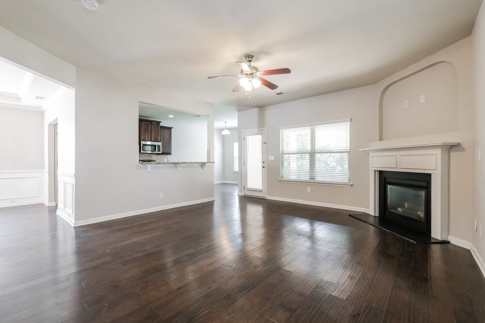 4745 Carnegie Ct - Photo 5 of 17