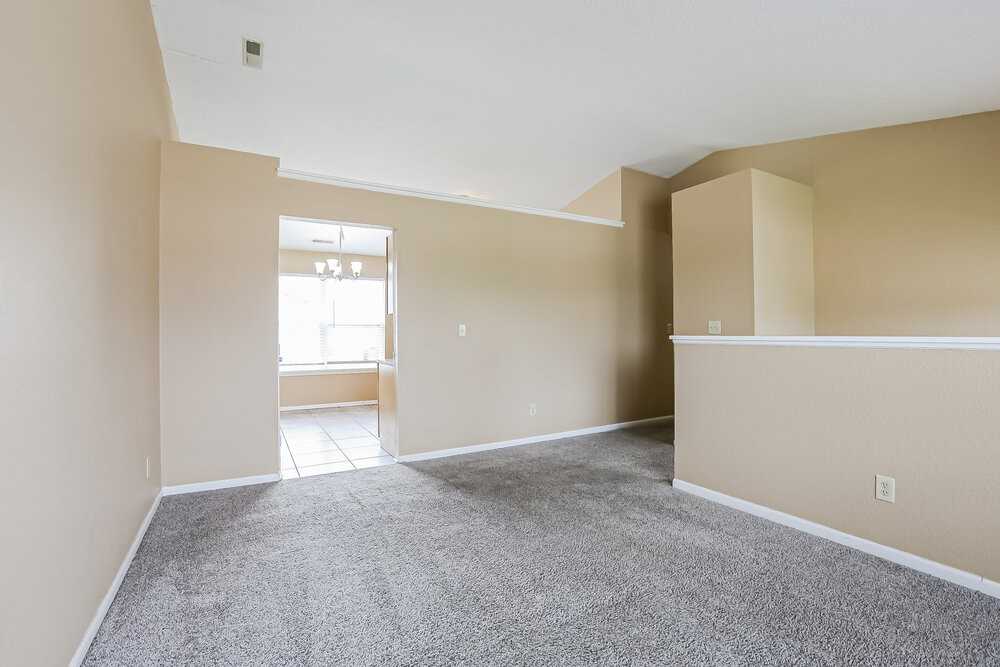 2021 Twin Leaf Ct - Photo 5 of 17