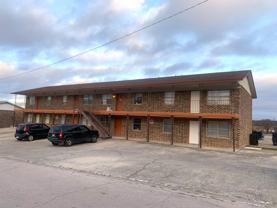 611 Sunset Ln - Photo 1 of 1