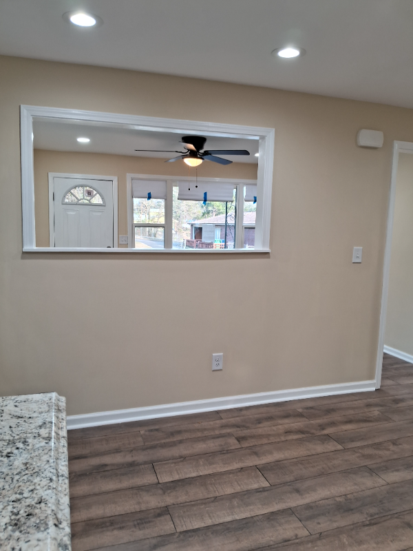 873 Grayson Avenue - Photo 2 of 8