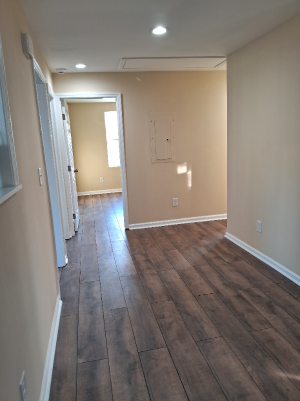 873 Grayson Avenue - Photo 3 of 8