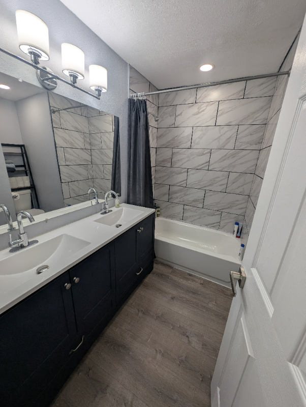 1303 Colby Avenue - Photo 7 of 27