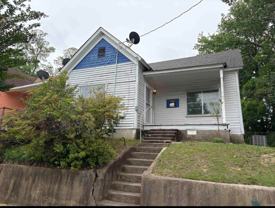 1621 Maple St - Photo 1 of 1