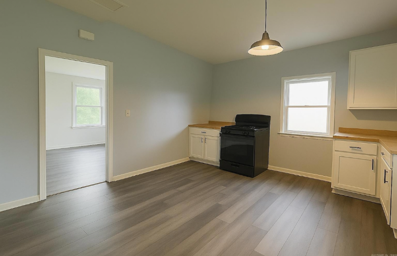 1621 Maple St - Photo 7 of 10