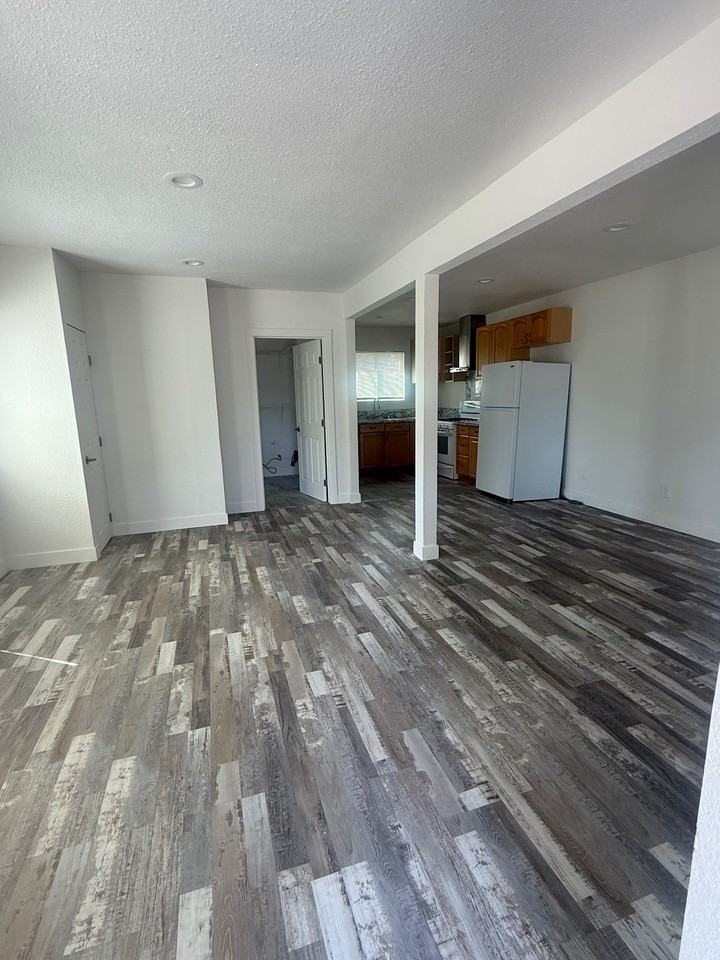 7820 Old Auburn Rd #NA - Photo 2 of 10