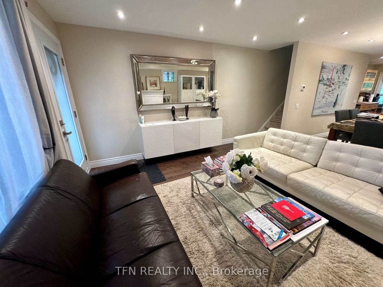 437 Mortimer Avenue - Photo 5 of 15