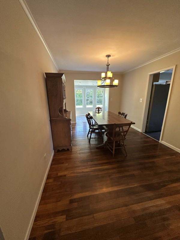 2734 Wellesley Rd - Photo 3 of 23