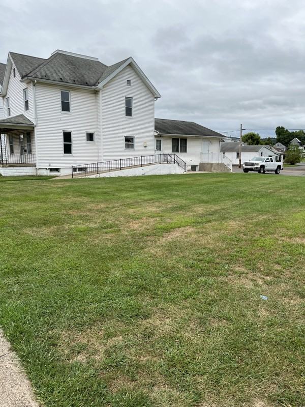 1133 Orange St - Photo 2 of 8