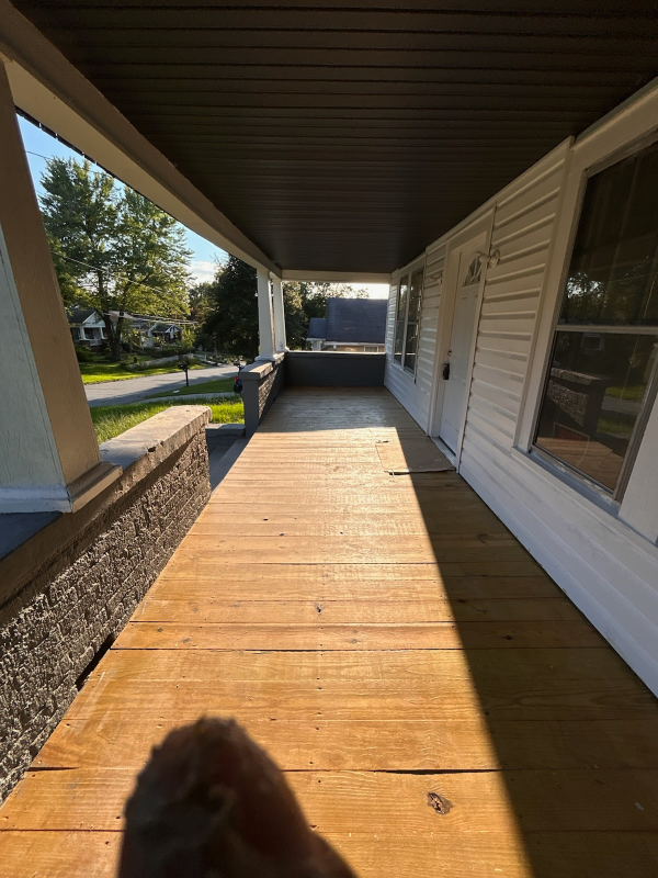 1313 Franklin Ave - Photo 4 of 6